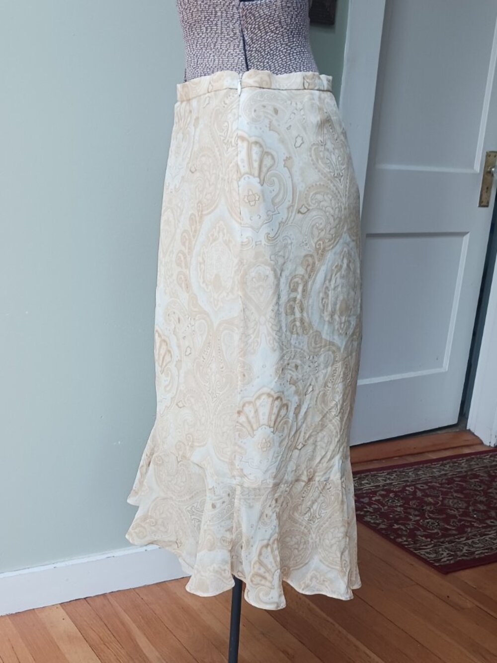Banana Republic Skirt View 2